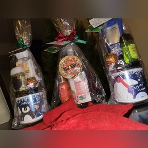Custom Christmas Gift Baskets